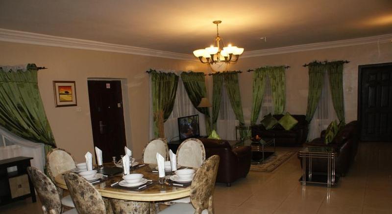 Apartment Royale Hotel & Suite Lagos Exterior foto