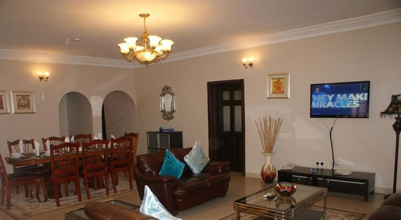 Apartment Royale Hotel & Suite Lagos Exterior foto
