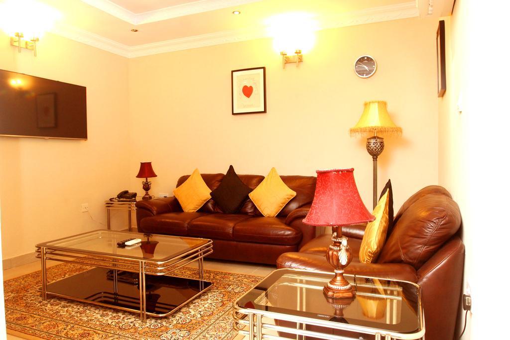 Apartment Royale Hotel & Suite Lagos Habitación foto