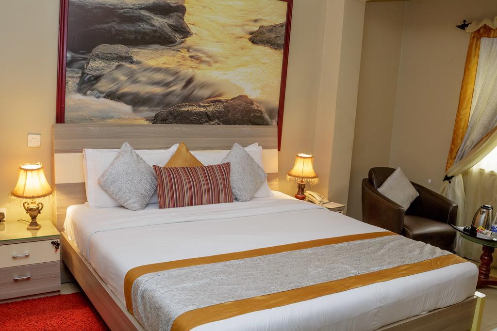 Apartment Royale Hotel & Suite Lagos Exterior foto